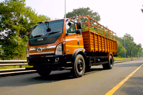 Tata T.18 Ultra SL 4920/CAB/20 ft thumbnail